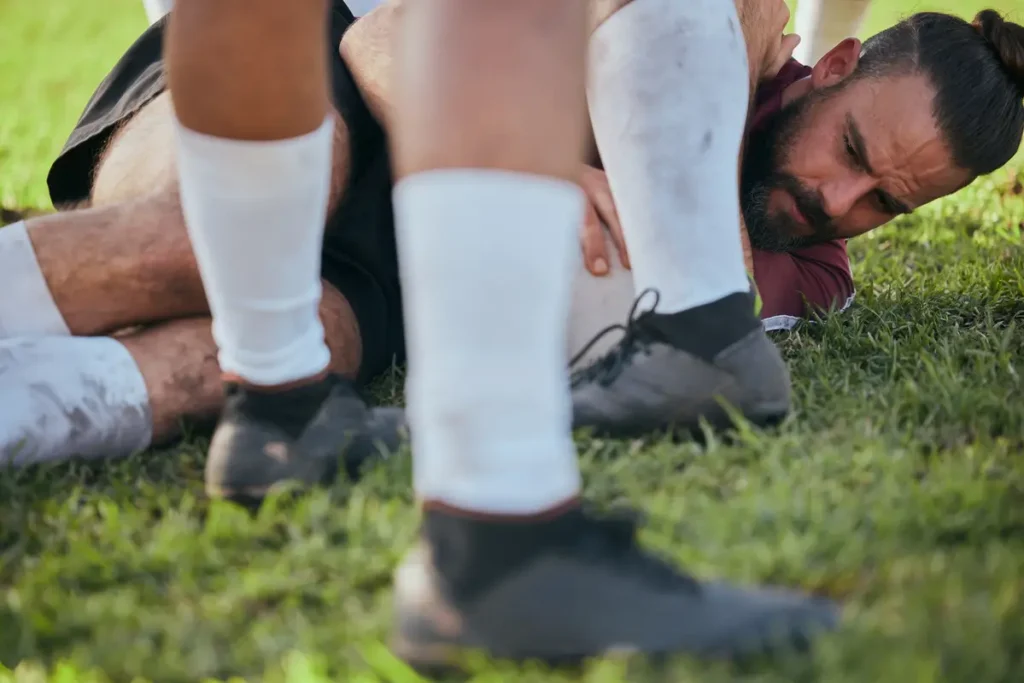 Lesiones más comunes en el fútbol y cómo prevenirlas
